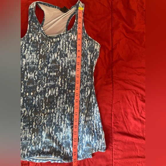 Gaiam Racerback Mesh Panel Workout Tank Top - Medium - Picture 8 of 8